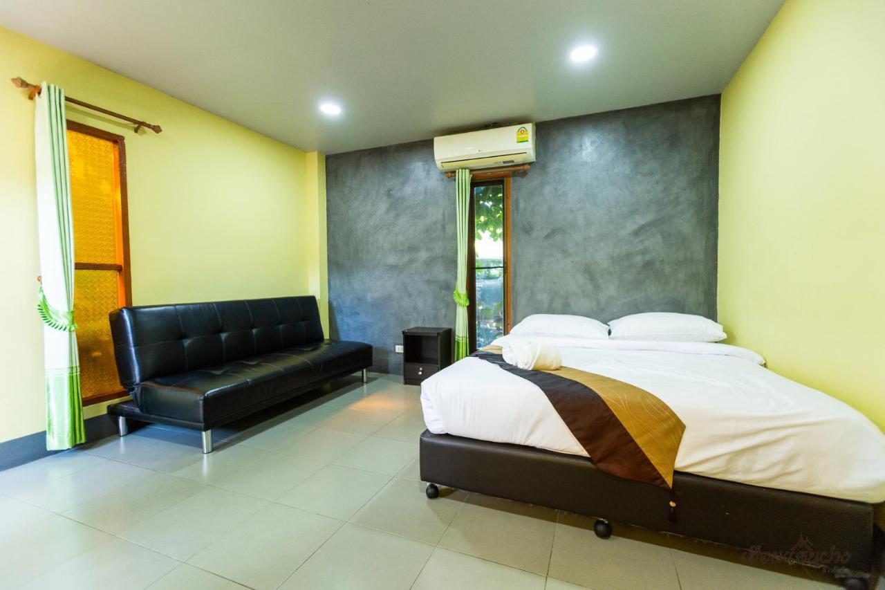 Huen San Fang Hotel โรงแรมเฮือนแสนฝาง Bagian luar foto