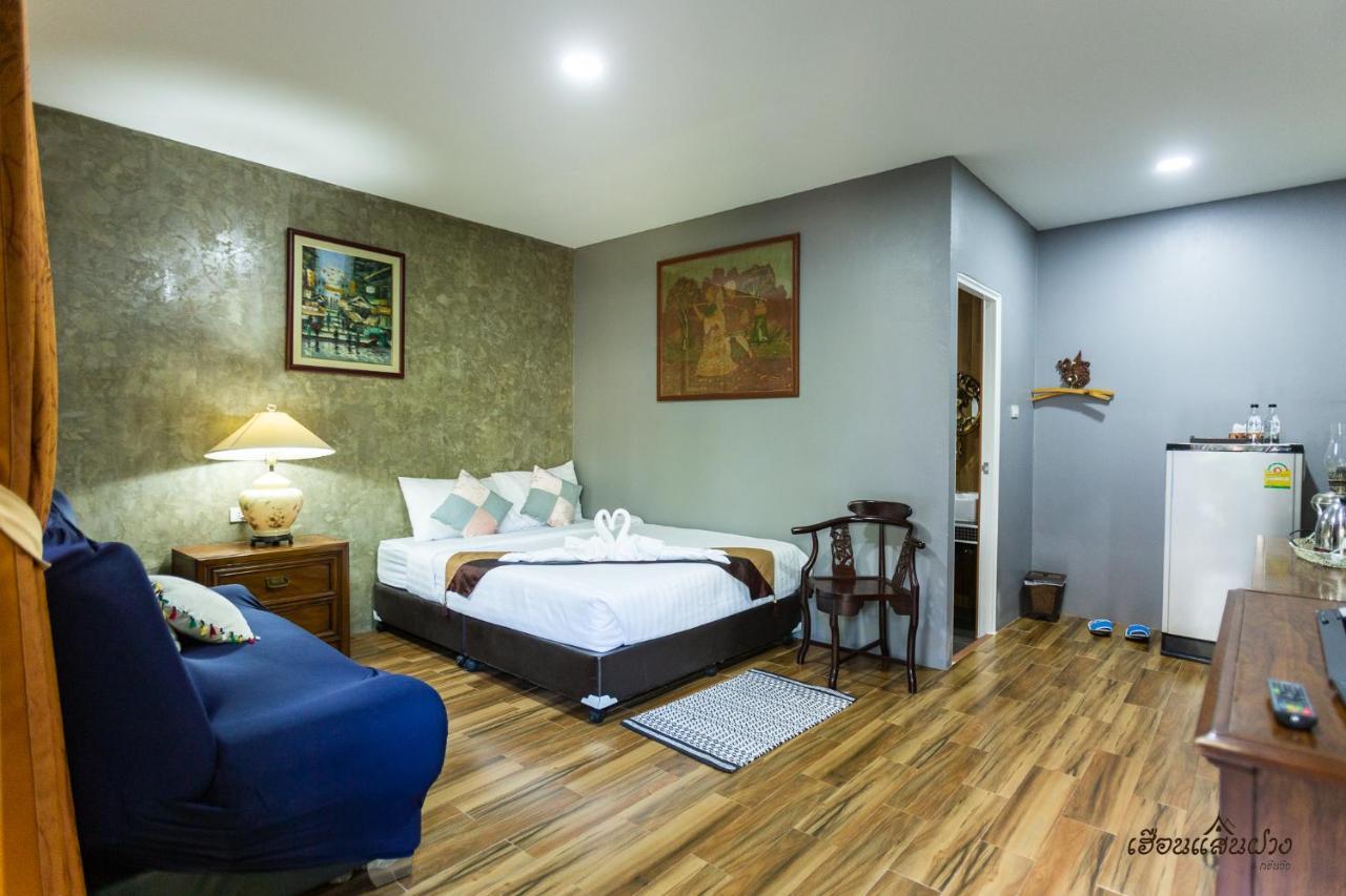 Huen San Fang Hotel โรงแรมเฮือนแสนฝาง Bagian luar foto