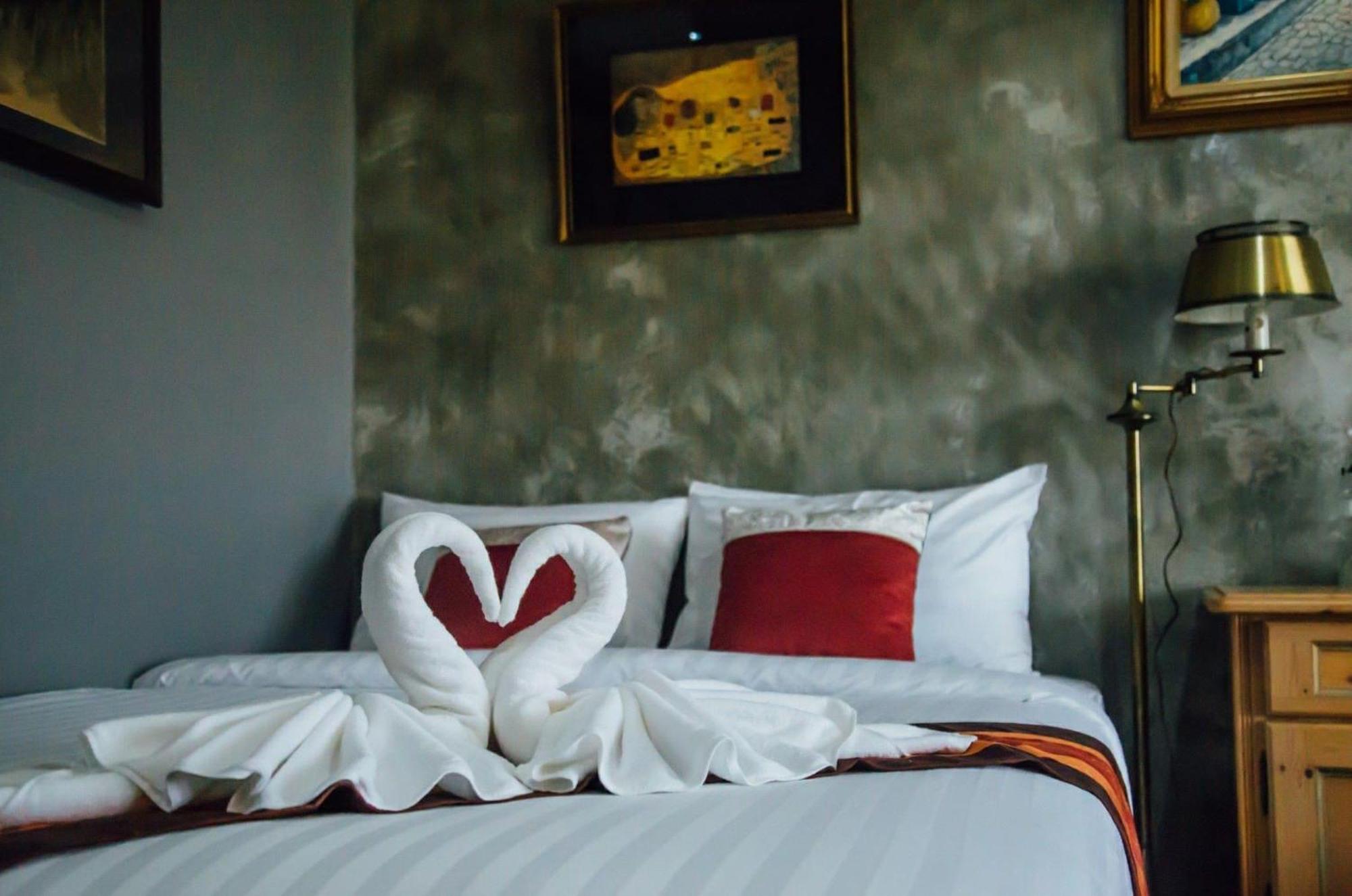 Huen San Fang Hotel โรงแรมเฮือนแสนฝาง Bagian luar foto