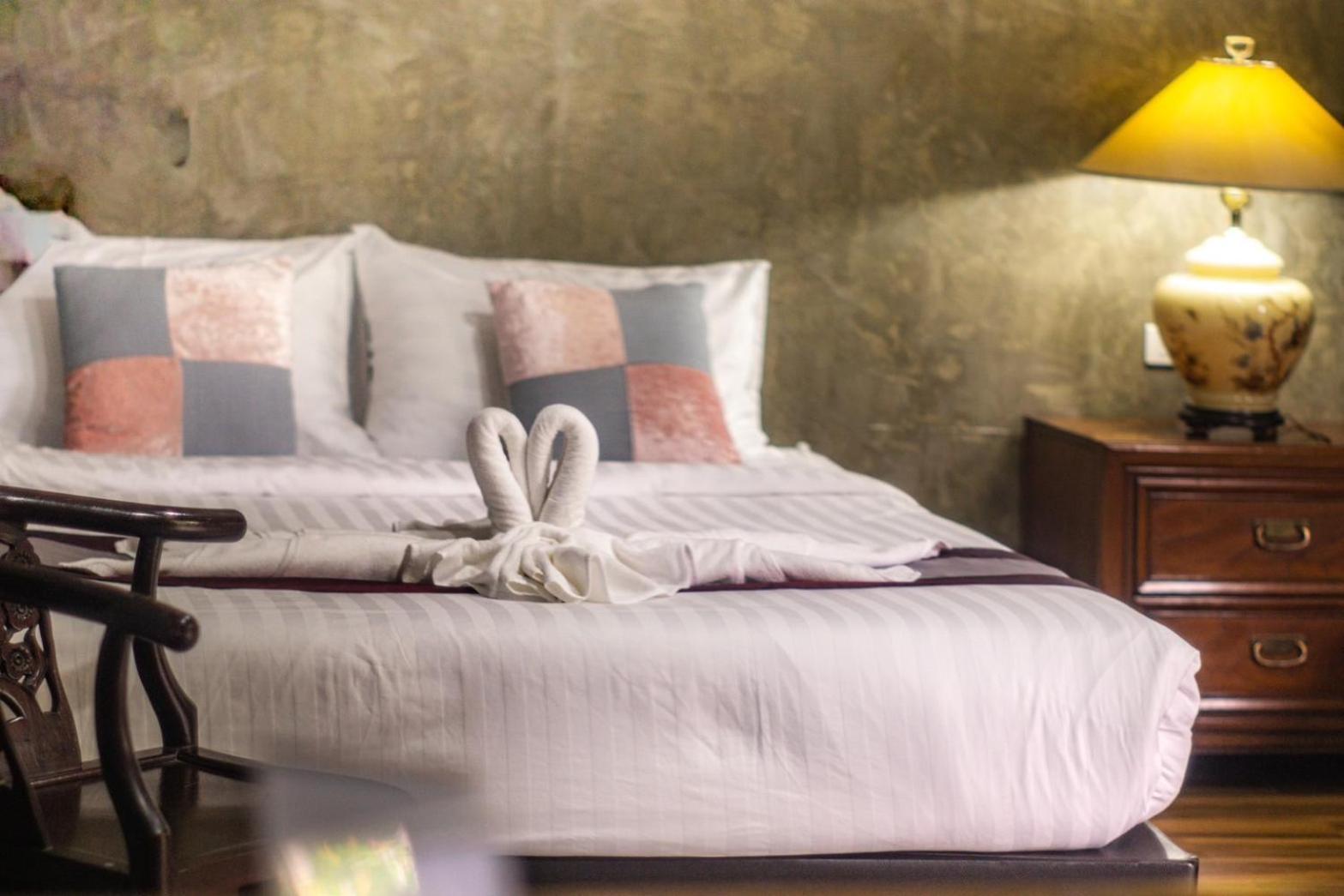 Huen San Fang Hotel โรงแรมเฮือนแสนฝาง Bagian luar foto